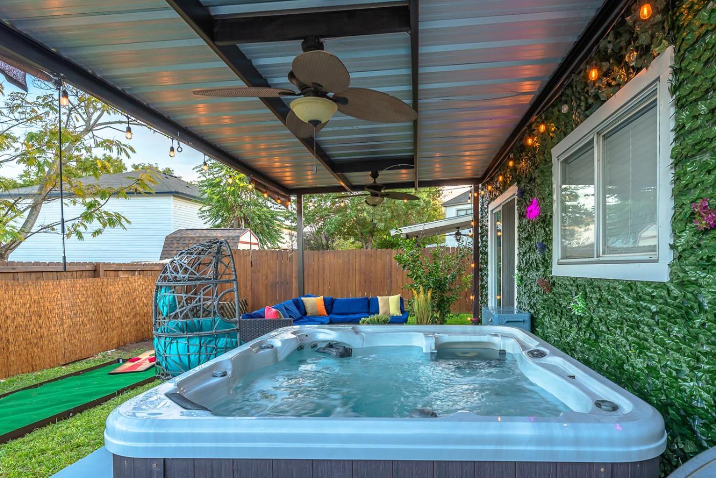 Gameroom, Bbq & Hot-Tub By Lackland & Seaworld Сан Антонио Екстериор снимка