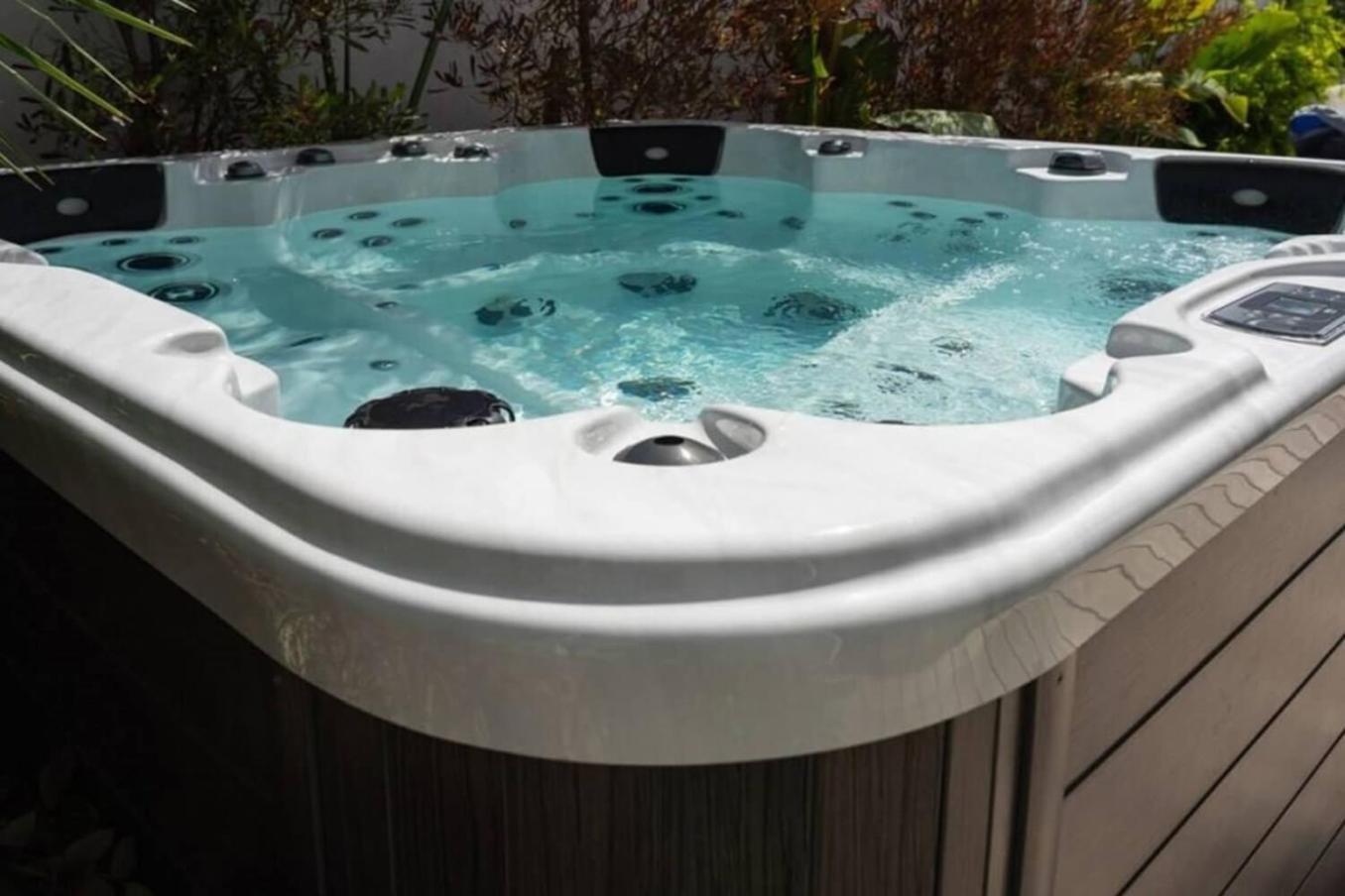 Gameroom, Bbq & Hot-Tub By Lackland & Seaworld Сан Антонио Екстериор снимка